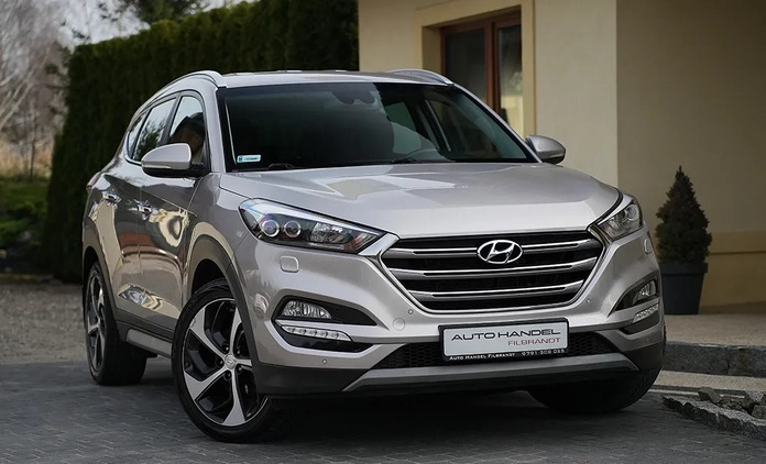 Hyundai Tucson cena 77900 przebieg: 139000, rok produkcji 2017 z Świnoujście małe 742